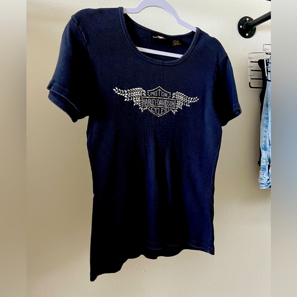 Harley-Davidson Ladies Tee-Shirt Size Medium Gold Rhinestones Design